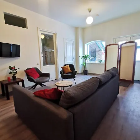 Nyaraló De Schuur *